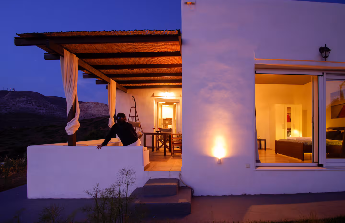 central9-rooms-apartments-syros-ermoupoli-home