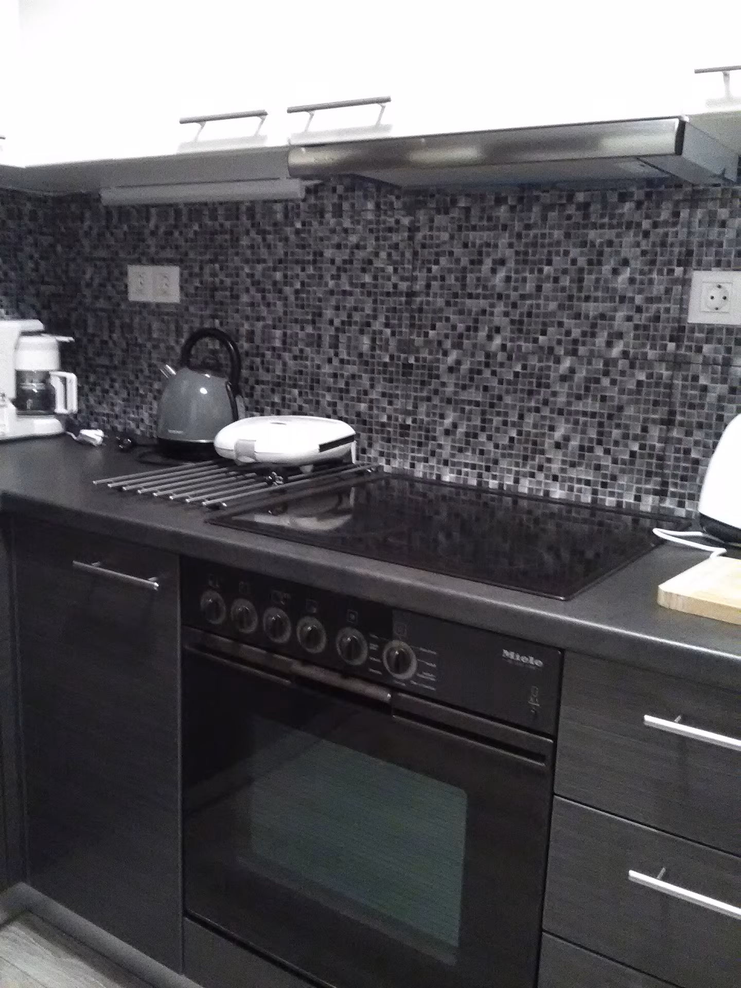 Silvermoon-luxury-house-syros-The kitchen