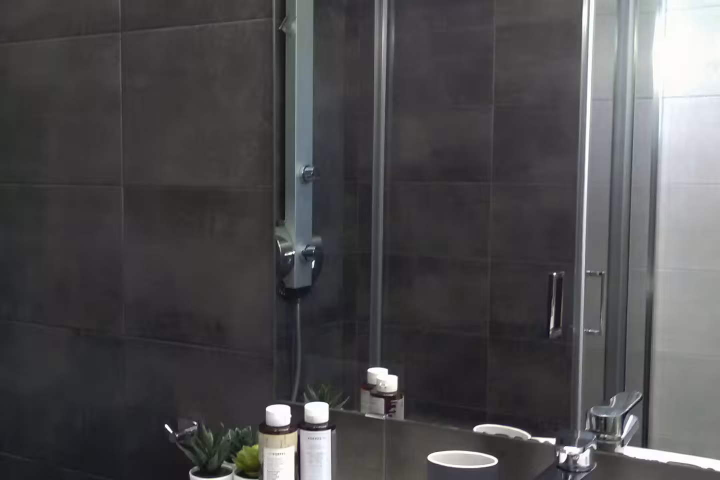 Silvermoon-luxury-house-syros-kini-Details from the bathroom