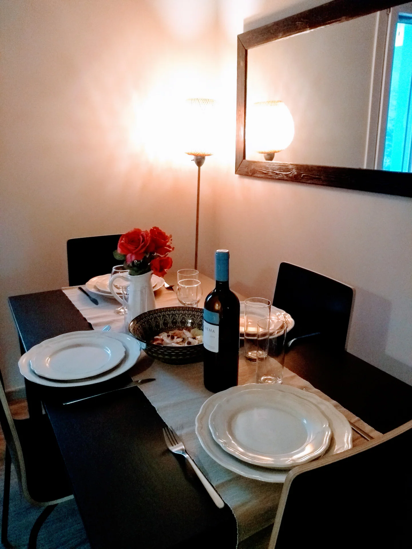 Silvermoon-luxury-house-syros-the dining room